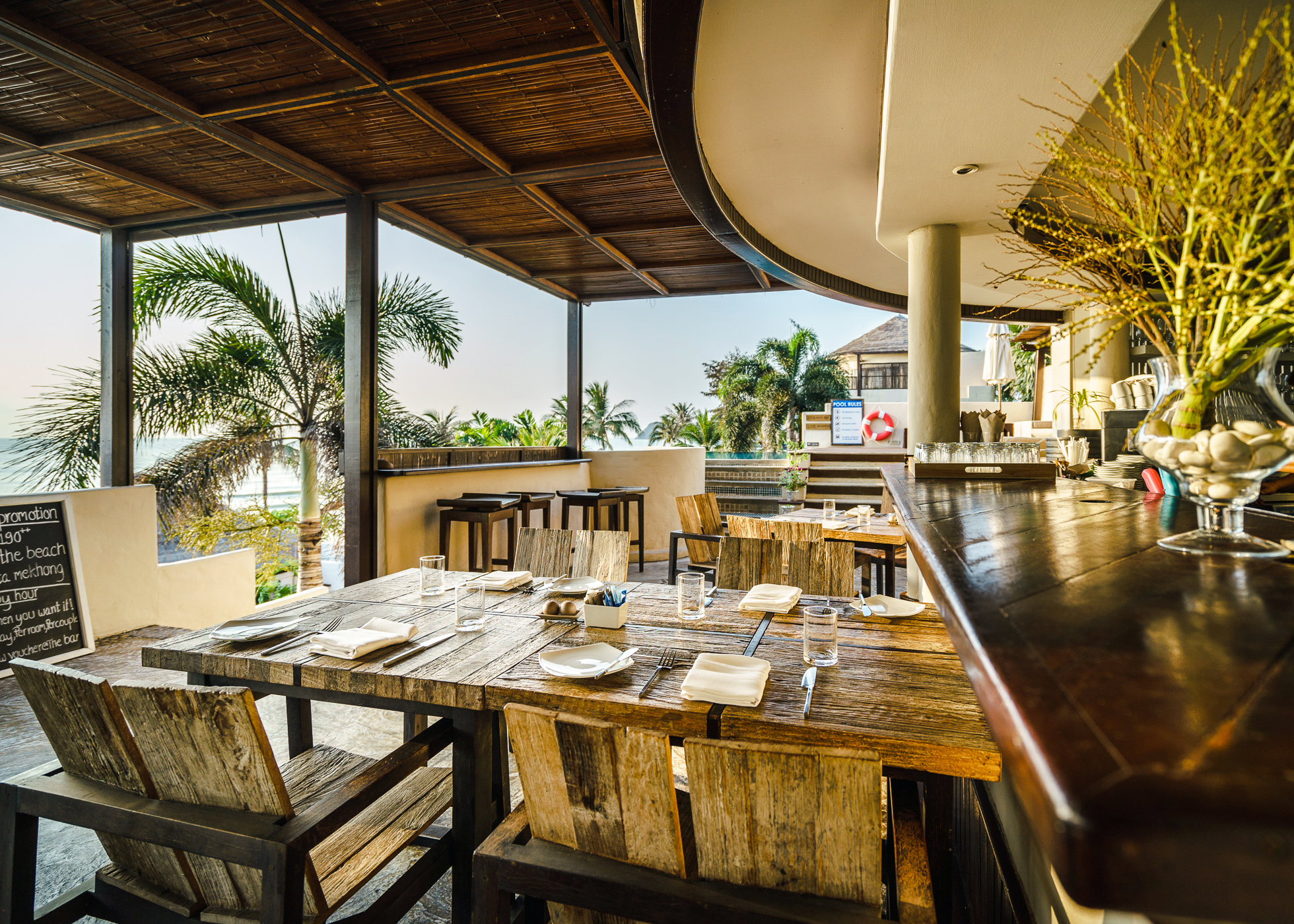 Aleenta Restaurant in Aleenta Hua Hin Resort & Spa (Hua hin) Breakfast Unlimited with Drinks