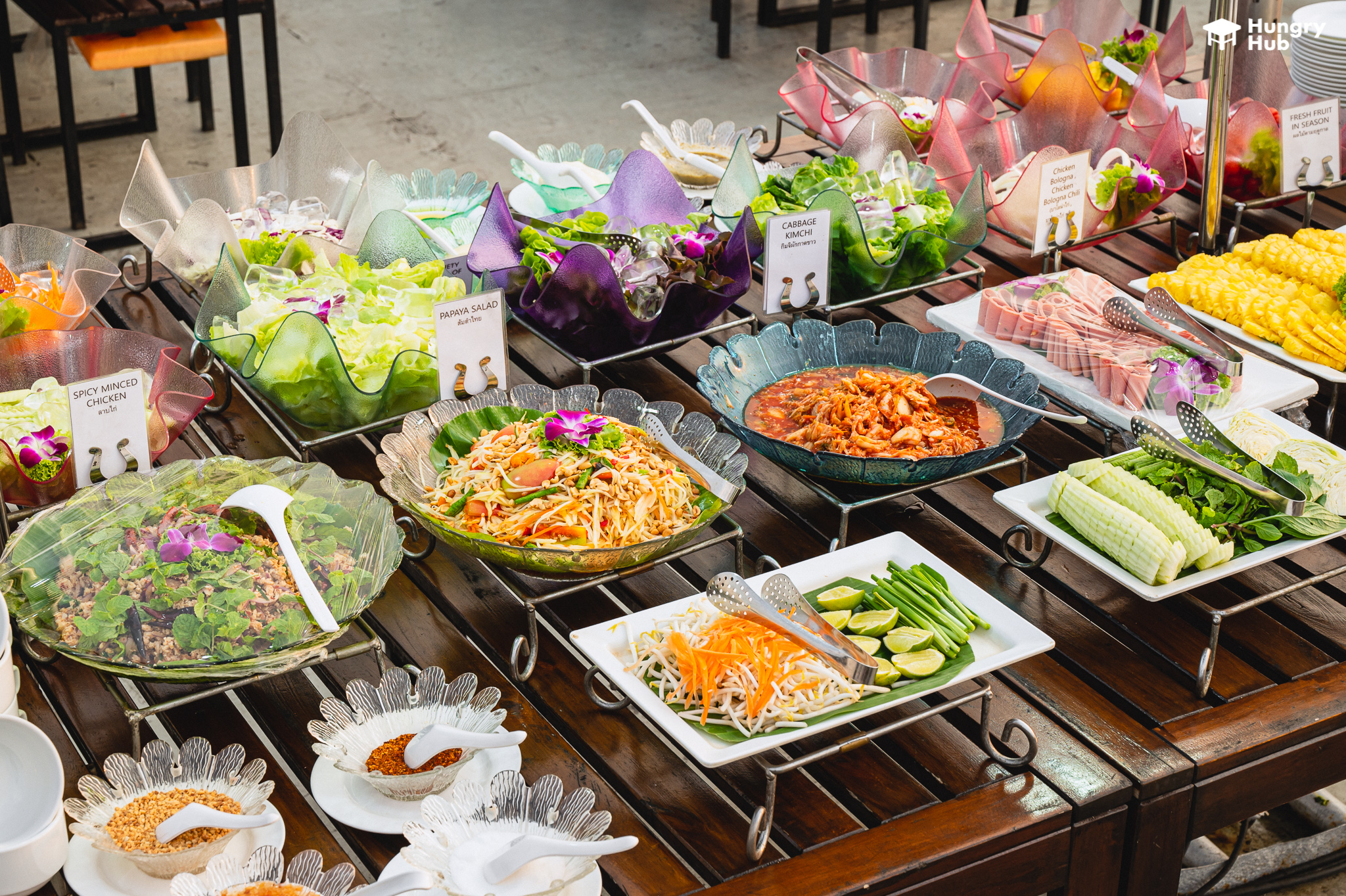 White Orchid River Cruise Asiatique The Riverfront Amazing Dinner Cruise: Mon-Thu (Come 4 Pay 3)