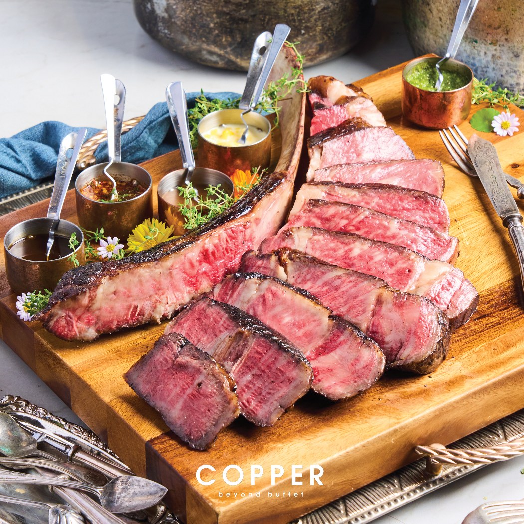 Copper Beyond Buffet Gaysorn Amarin (Hungry Hub) Hungry Hub Pack C - Australian Rangers Valley Wagyu Tomahawk MB9+ for 4 People (Advance 1 Day) 