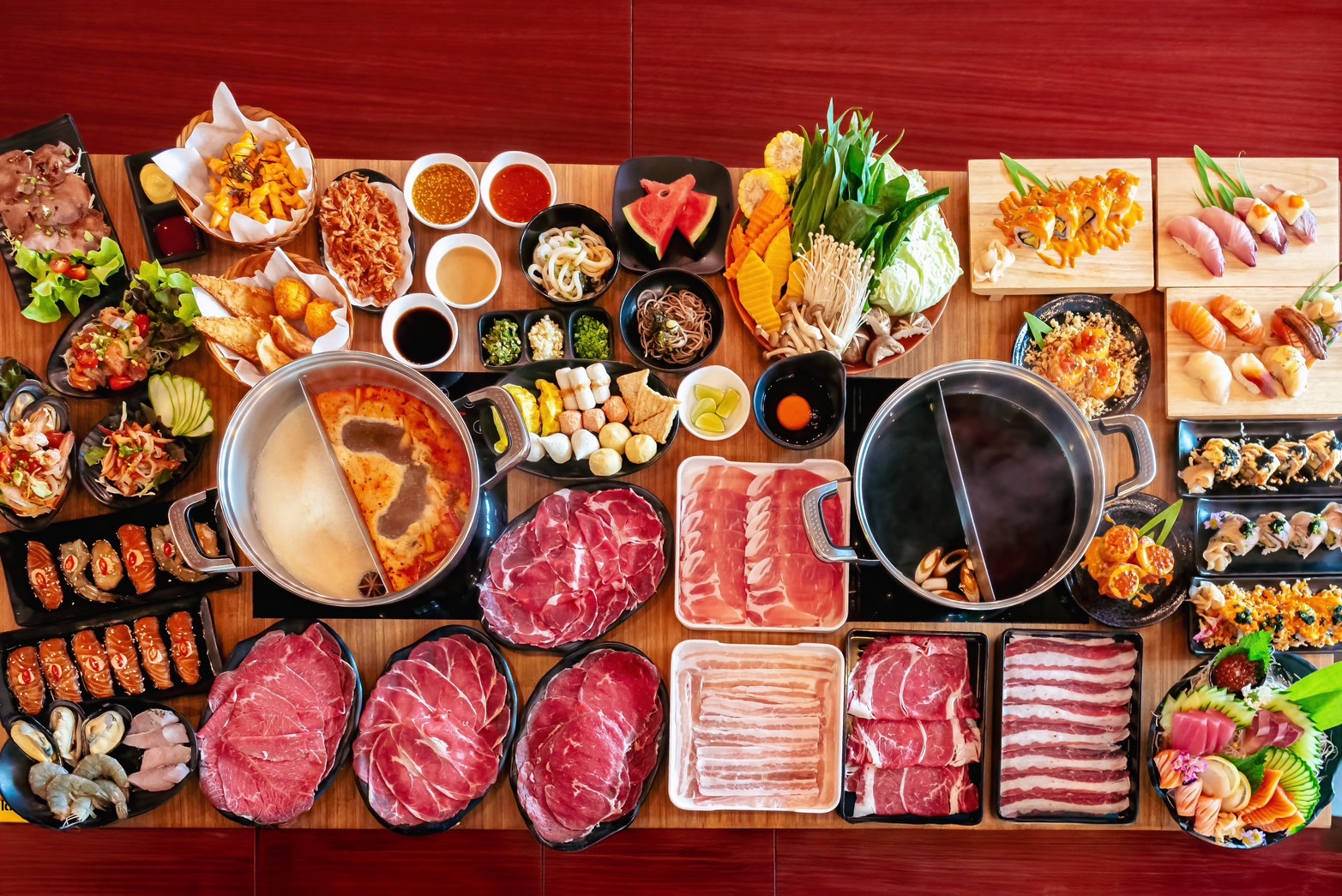 คิว ฮาจิ ชาบู Prestige Shabu & Sushi Buffet (Mon-Thu: THB 1,138.- & Fri-Sun: THB 1,198.-)