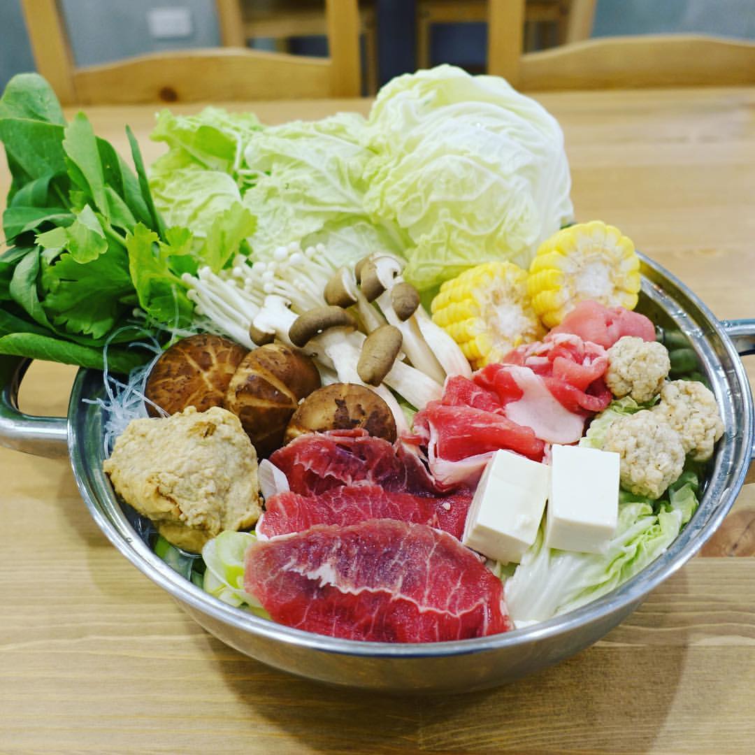 Tom Toon Shabu Siam Square Premium Buffet with Free Flow Drink