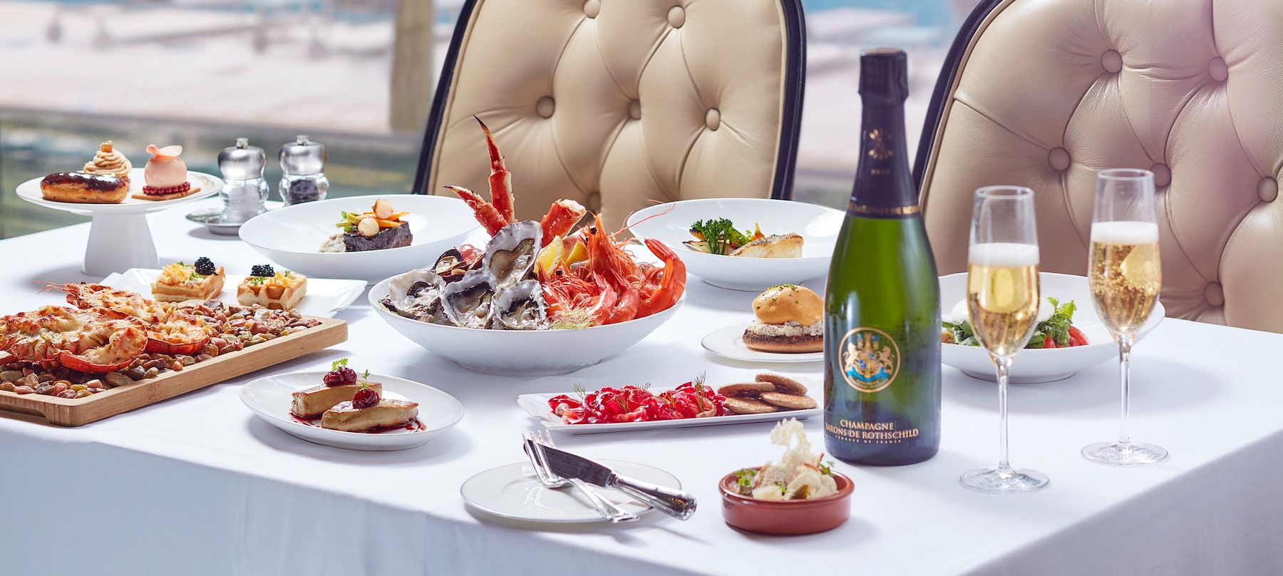 The Astor Grill at The St. Regis Singapore Champagne Brunch Buffet