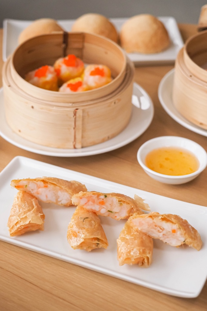 Yumcha Steam King Lotus's North Ratchaphruek Come 4 Pay 3 Silver Dim Sum Buffet