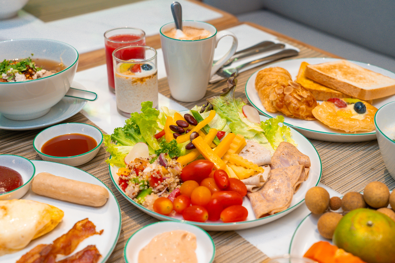 1947 Kitchen at Hyatt Place Bangkok Sukhumvit 1 International Breakfast Buffet (6:00-10:00)