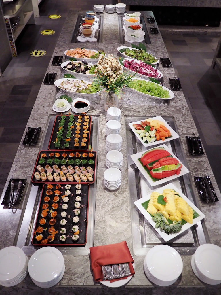 Rama at Furama Silom Hotel Lunch Buffet with Free Flow Beer or 2 Cocktails or 2 Glasses of House Wine