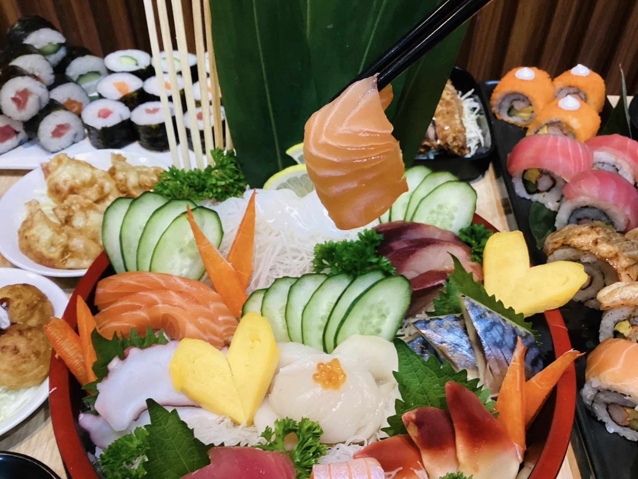 Fujiyama Sashimi & Shabu Buffet Gold Japanese Buffet + Hotpot Shabu 