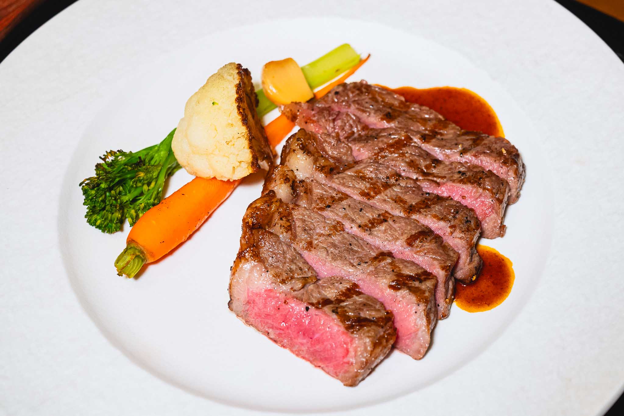 The District Grill Room & Bar Bangkok Marriott Hotel Sukhumvit All You Can Eat with Free Flow Soft Drinks