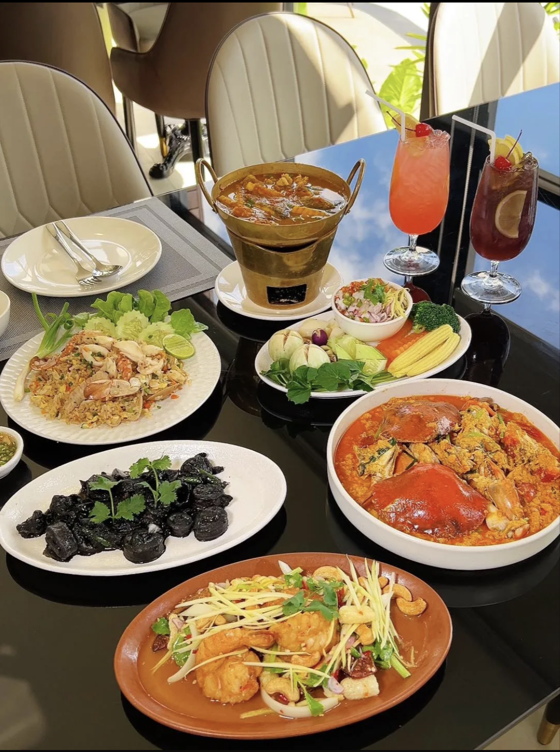 Ros charoen by Kuang seafood (Pattaya) Seafood Buffet & Unlimied Premium Menu with Free Flow Soft Drink