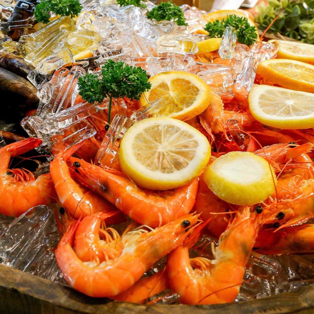 เดอะ มาร์เก็ต เรสเทอรองท์ เมอร์เคียว แบงค็อก สุขุมวิท 24 (Mother's Day) International Buffet Lunch with Free Flow Soft Drinks, Coffee & Tea