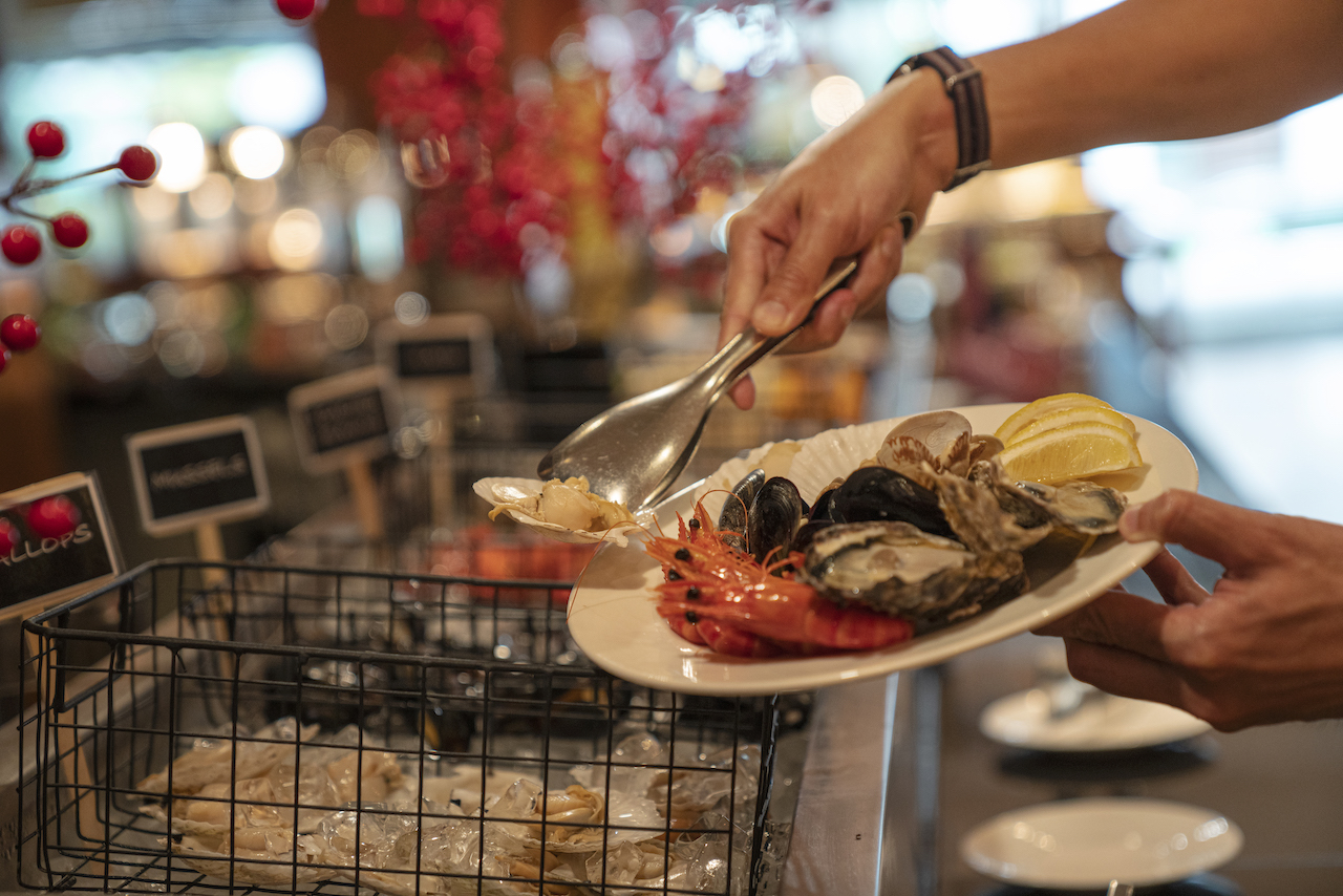 Element Restaurant At Amara Singapore Hotel Friday - Saturday (International Dinner Buffet)