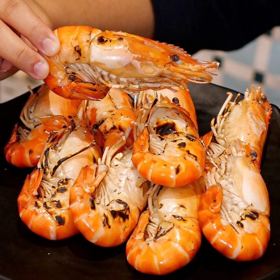 Streats Cafe at ibis Styles Bangkok Ratchada River Prawn Lovers Dinner Buffet (Fri-Sun)