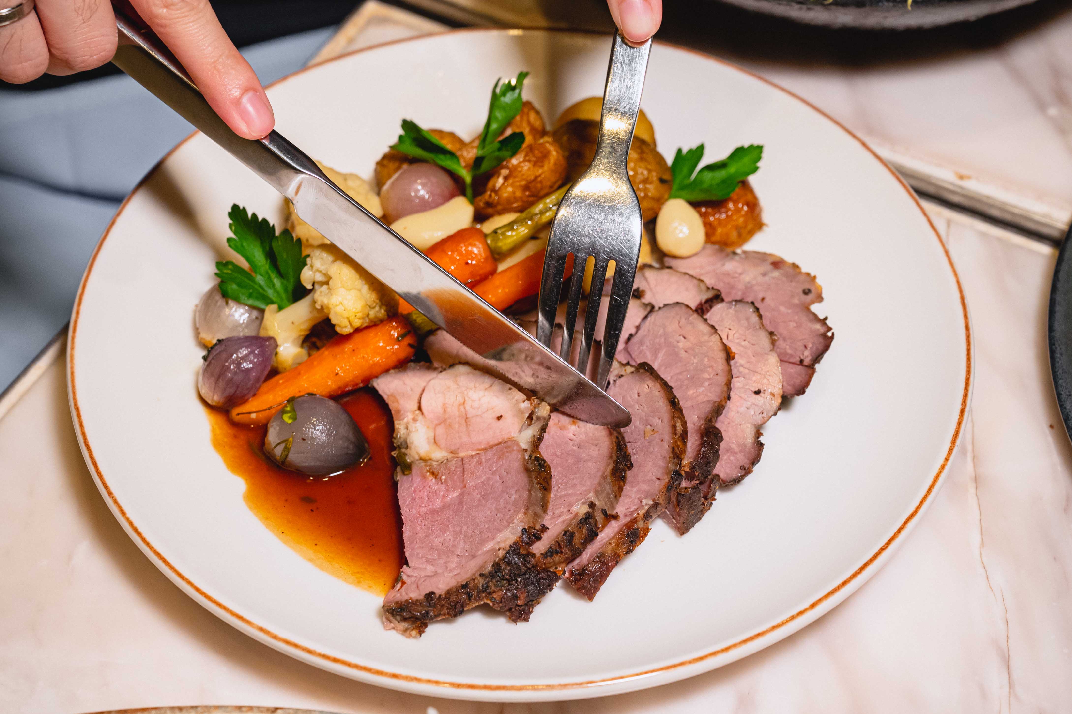 57th Street Marriott Sukhumvit 57 (Fri-Sat) International Dinner Buffet with 1 Beer (1st Oct onwards)