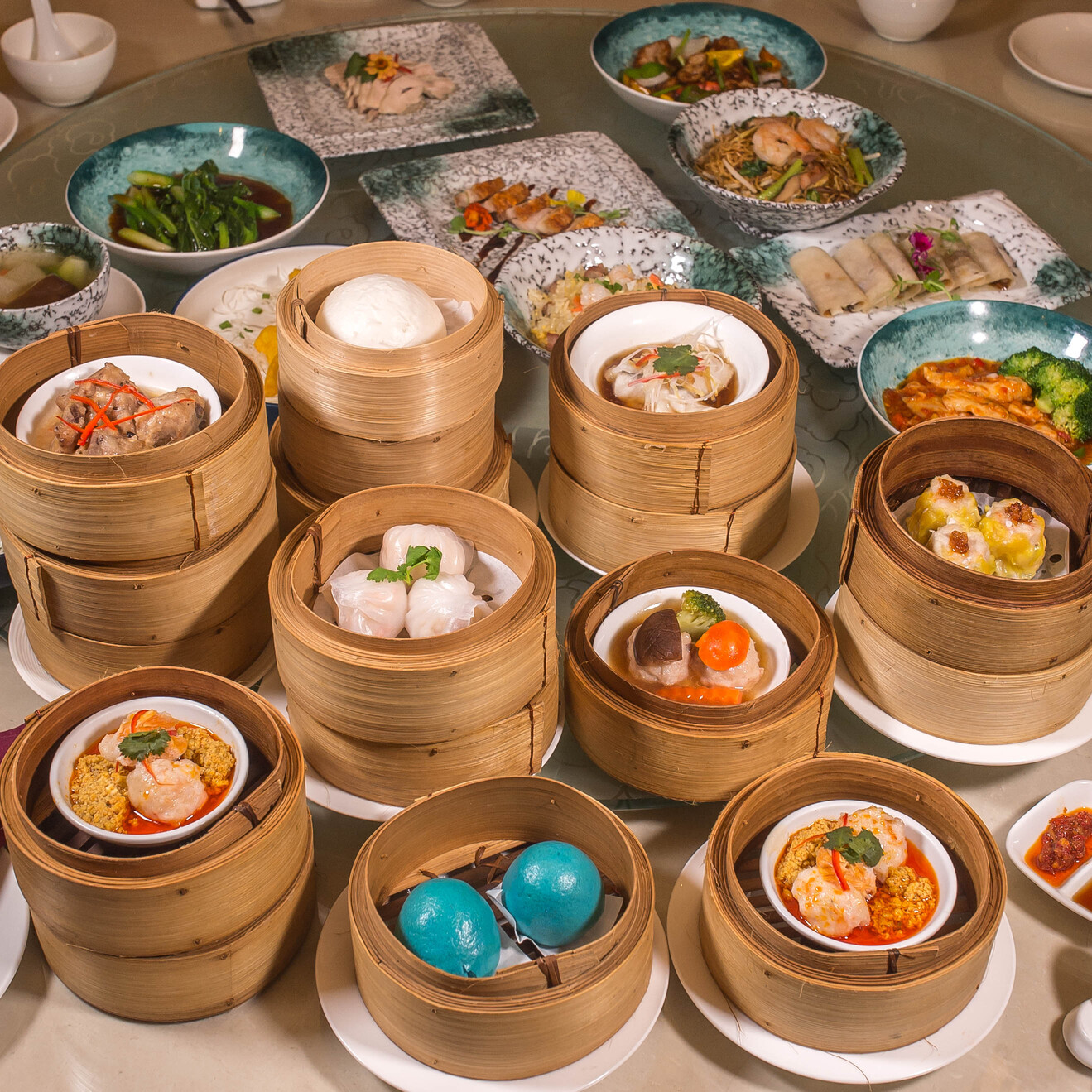 China Table Radisson Blu Plaza Bangkok (Mon-Fri) Dim Sum Lunch Buffet with Complimentary Mocktail 1 Glass