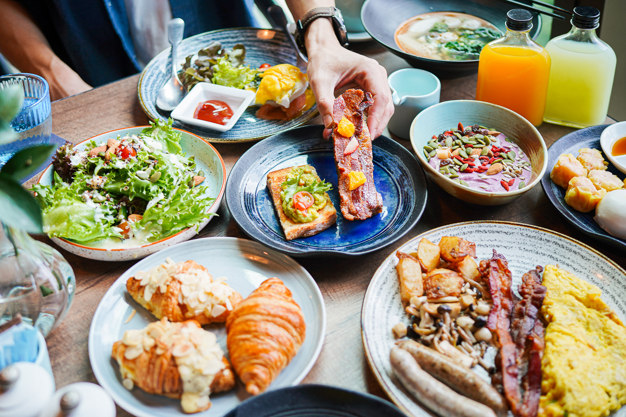 Stock.Room at Kimpton Maa-Lai Bangkok Stock.Room International Breakfast Buffet