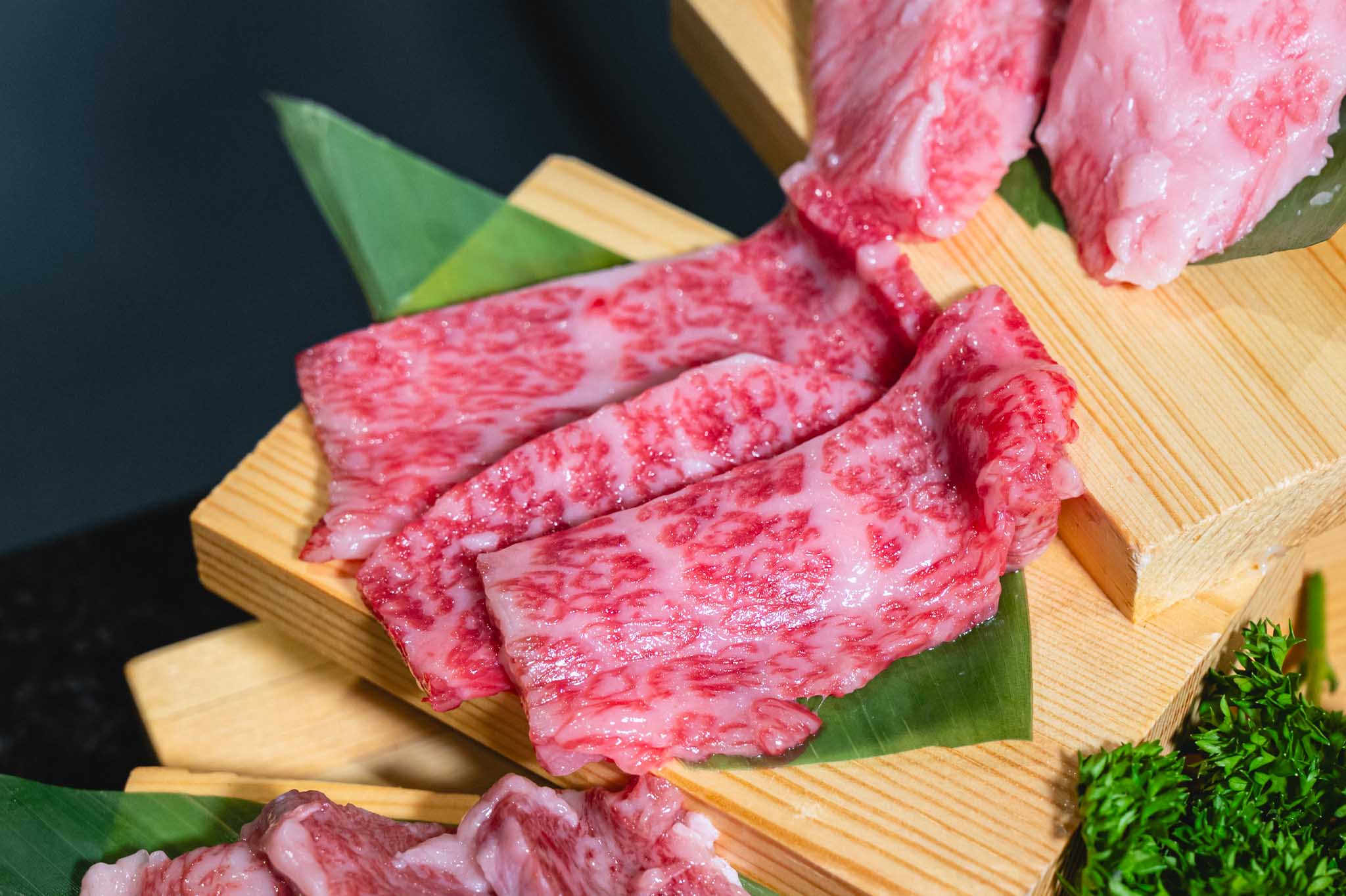 กิว เอ็น สยาม ยากินิกุ Japanese A5 Wagyu Buffet w Free Flow Beer & Wine For 2 Hours
