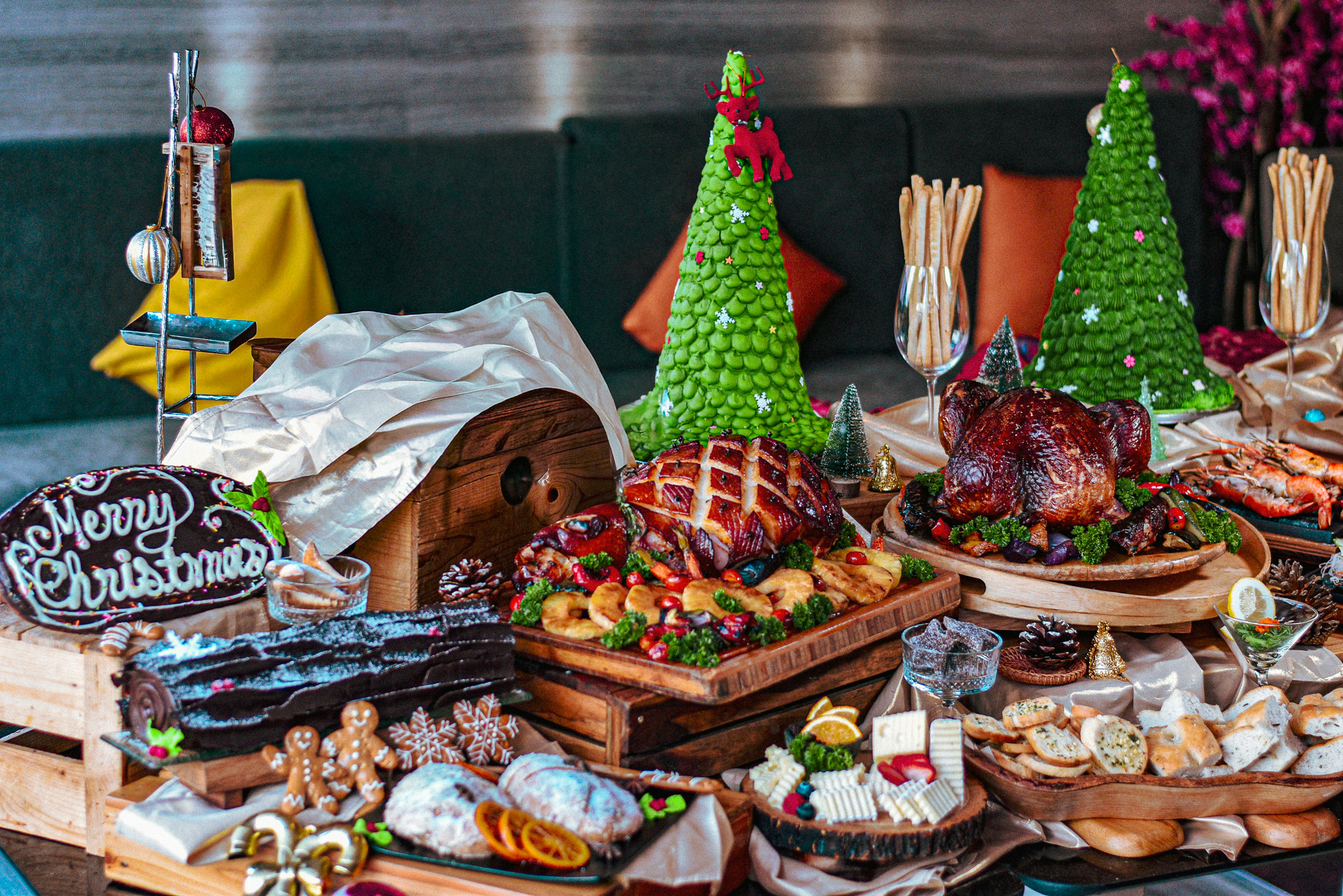 Zeta Café Holiday Inn Bangkok Sukhumvit 22 Christmas Eve Dinner Buffet (24th December 2025)