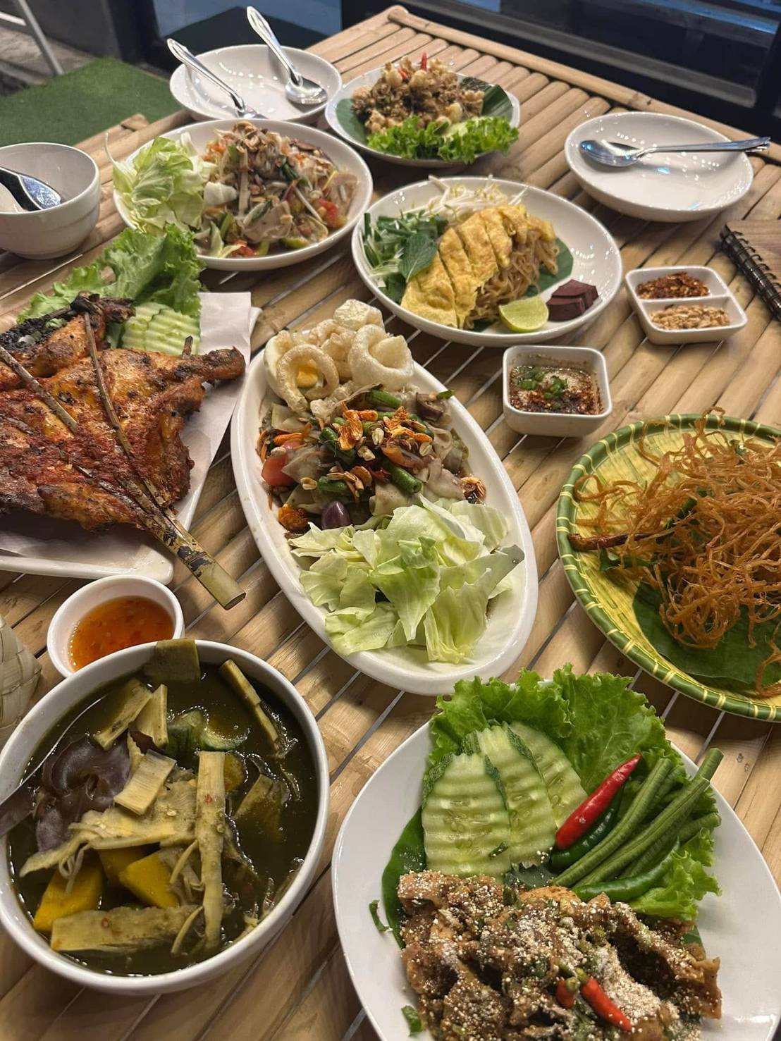 TUM PAK PERT (Phra Ram 9) Premium Buffet with free Flow Soft Drinks