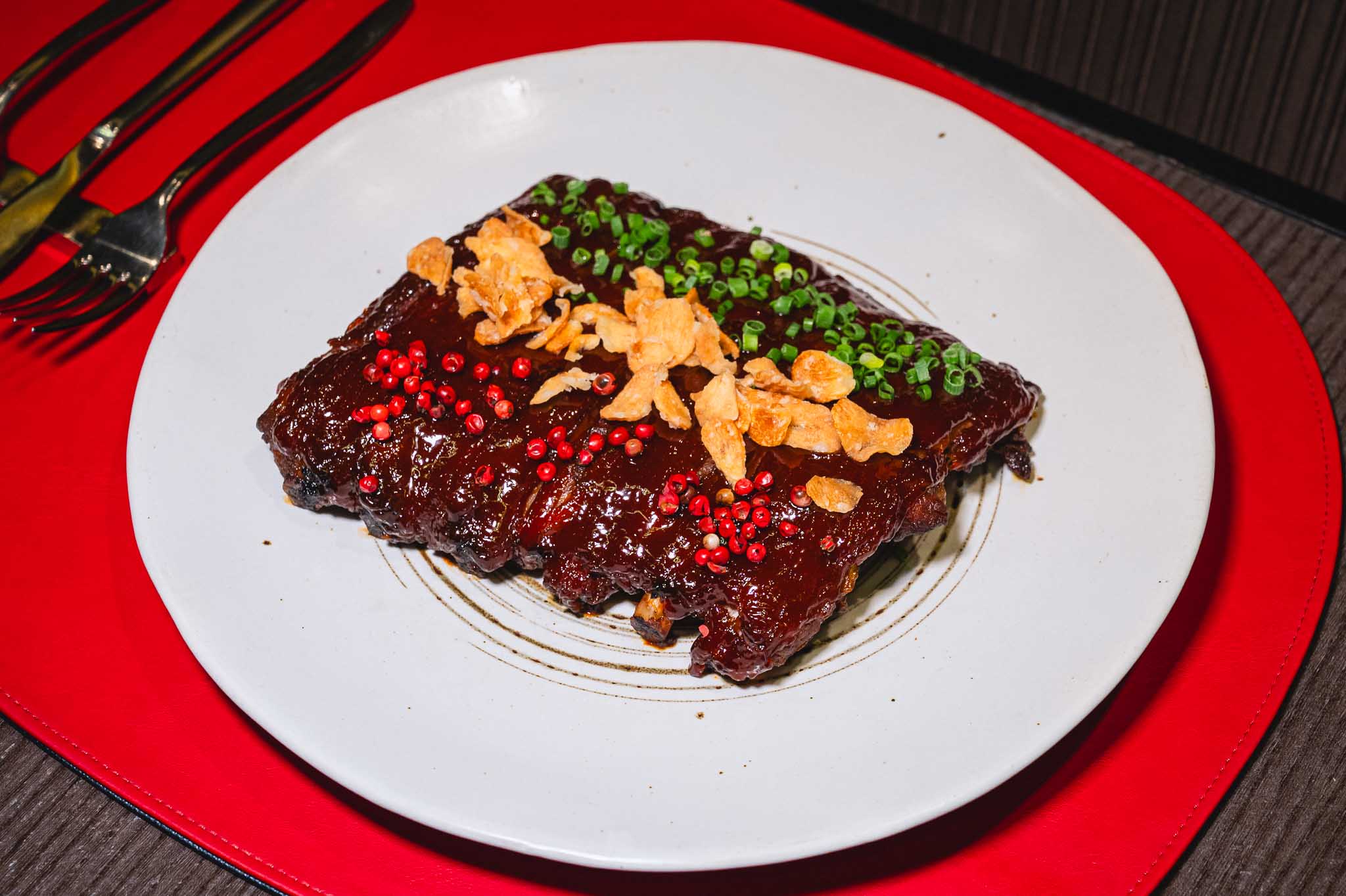 Albricias at Chatrium Residence Sathorn All You Can Eat with 1 Special Dish + Free Flow Water / Soft Drinks