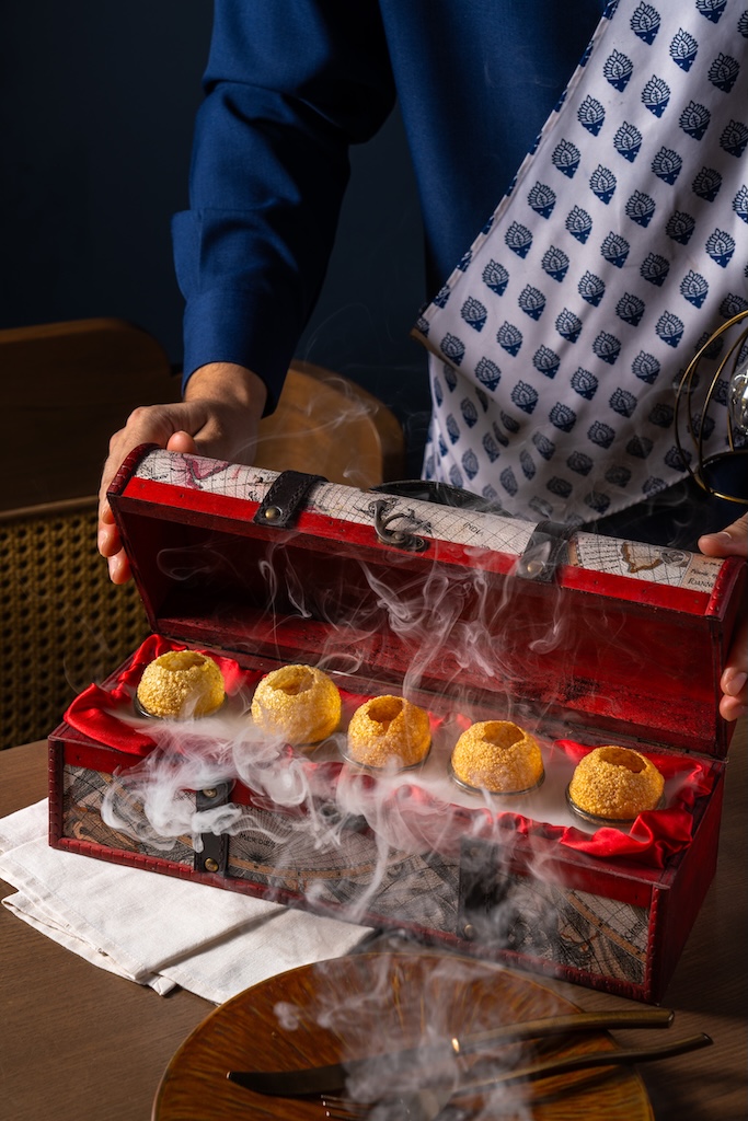 Nila Bangkok Amari Bangkok Hotel Premium Buffet with Free Flow Soft drinks 