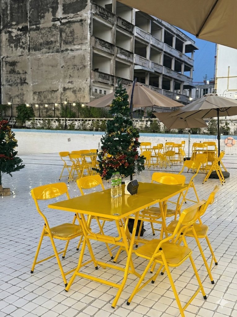 KruaKunJane Ramintra Km.2 Southern Thai Buffet (90 Minute)