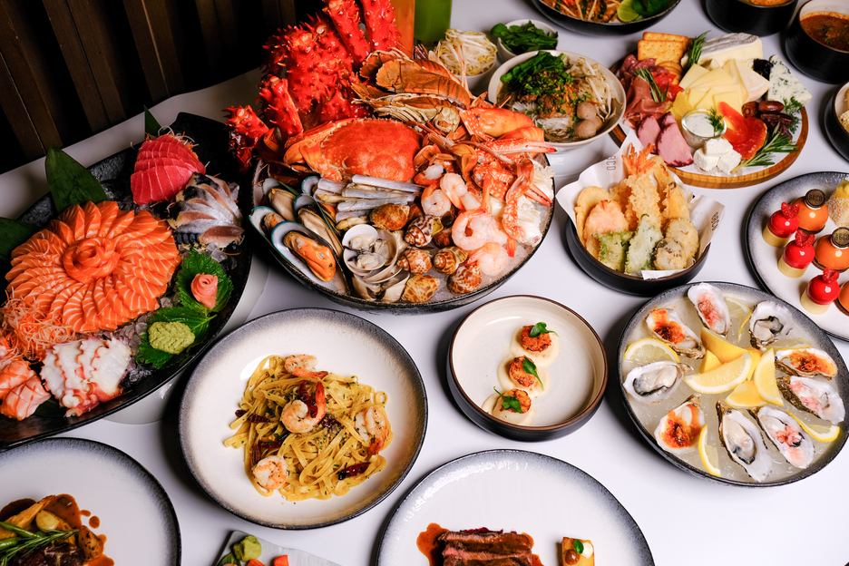 JW Café at JW Marriott Hotel Bangkok Buffet: International Sunday Brunch Buffet from 12.00 – 15.00 Hrs.