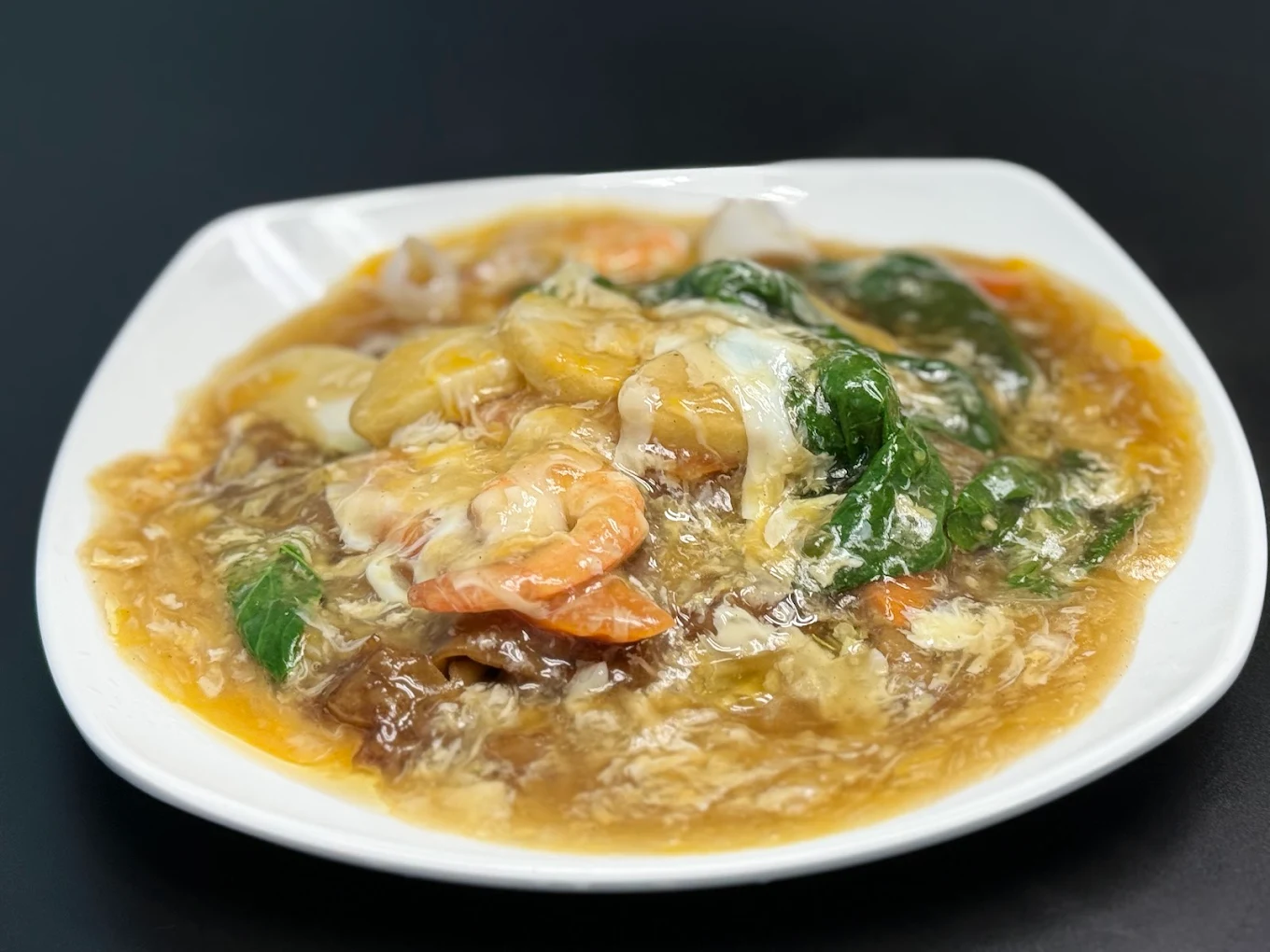 Cahaya Restaurant  Standard Buffet with Free-Flow Water 