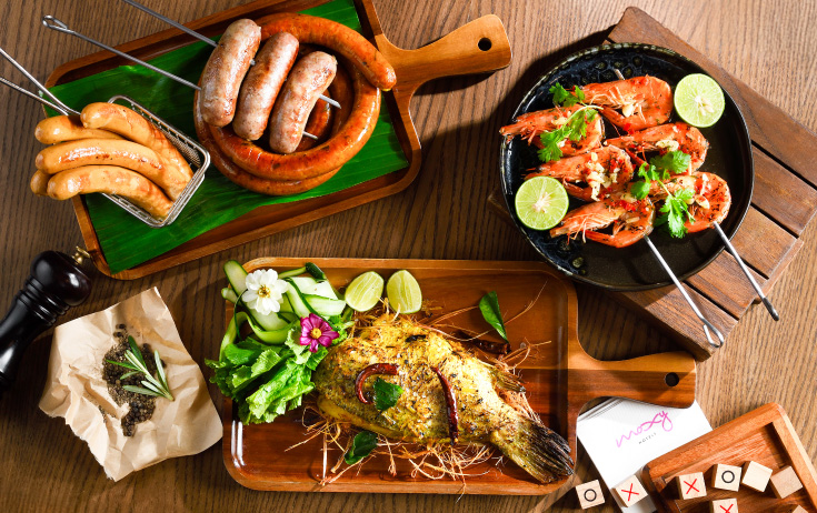 Moxy Bar & Restaurant At Moxy Bangkok Ratchaprasong Moxy Backyard BBQ (Fri-Sun)