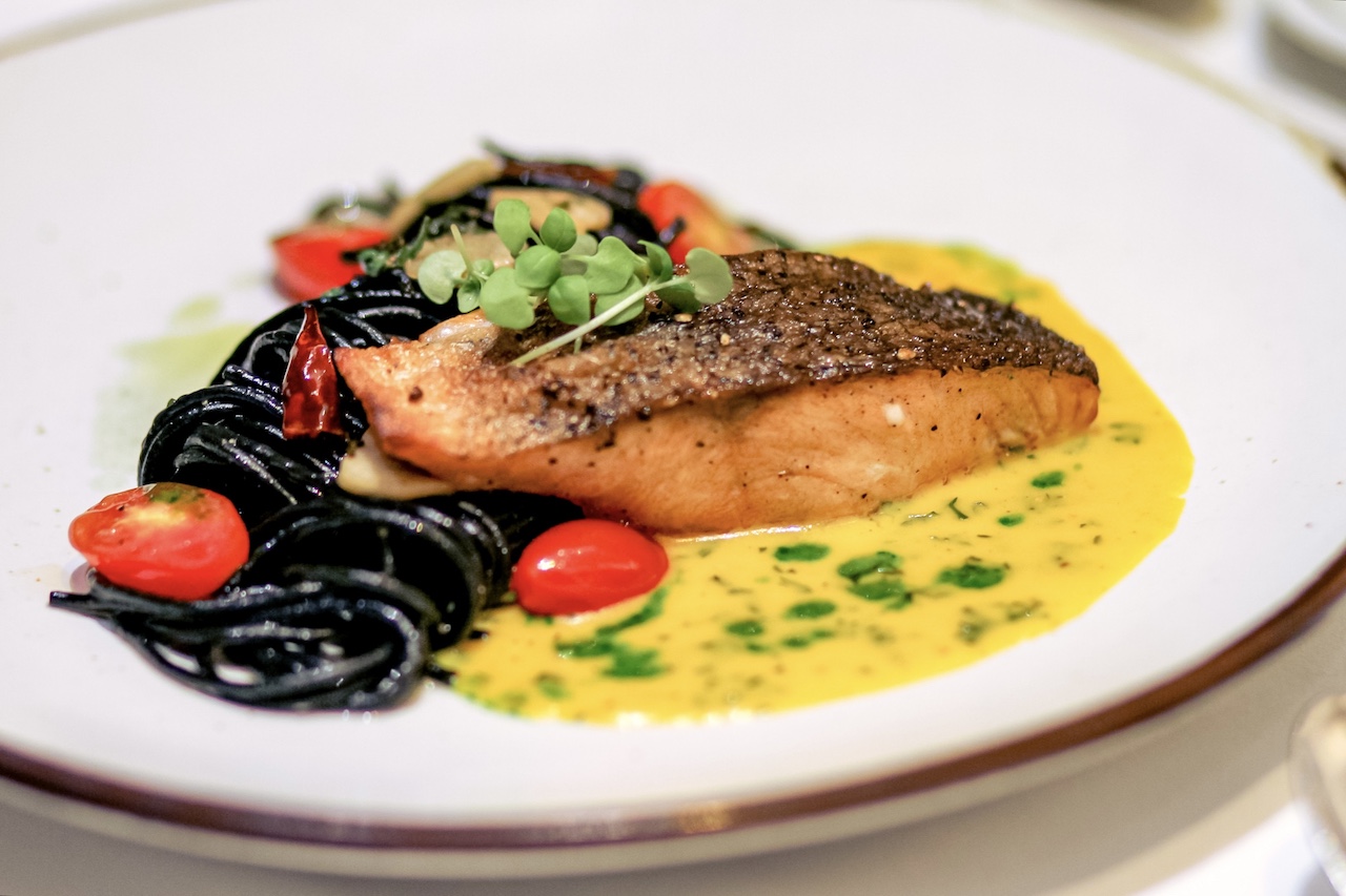 Don Giovanni Centara Grand at Central Plaza Ladprao Bangkok Choose 6 dishes for 2 persons w/1 Mocktail per person