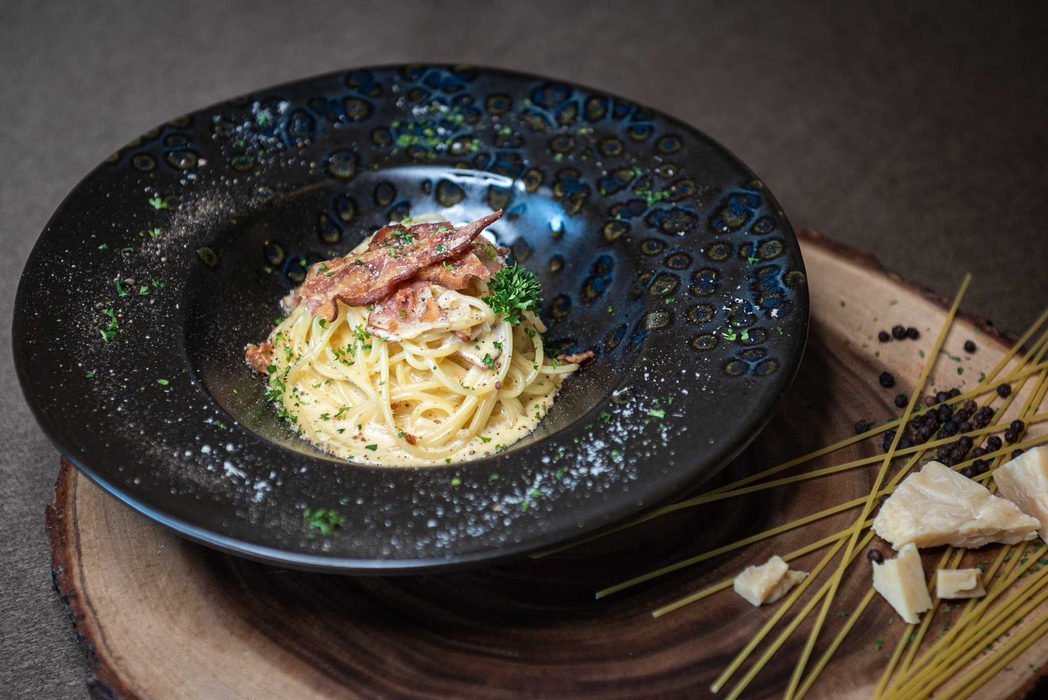 Frame Cafe & Restaurant Lunch Set for 3 People