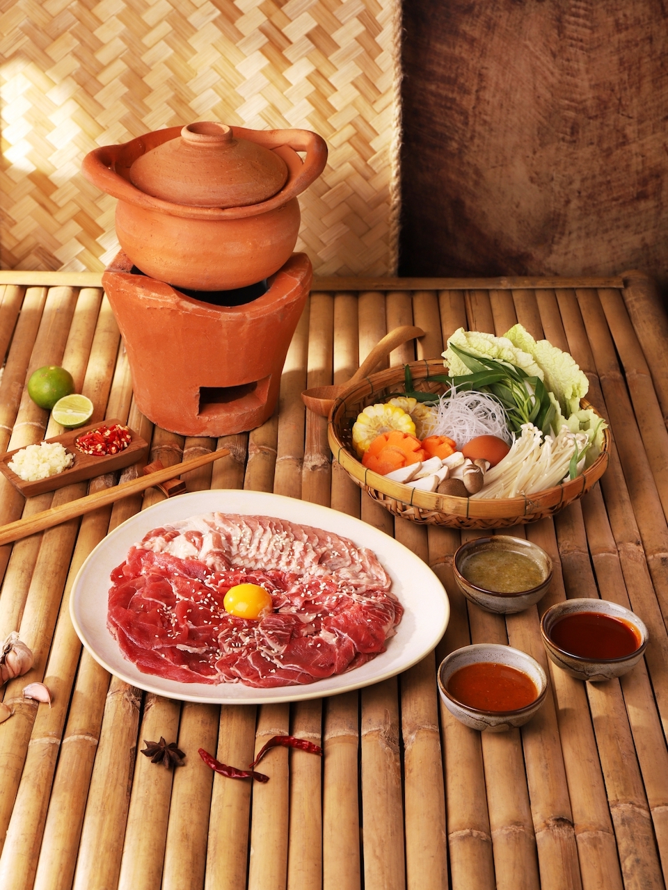 คุณเต็นท์ หมูกระทะ  Sharing Set for 2 People 