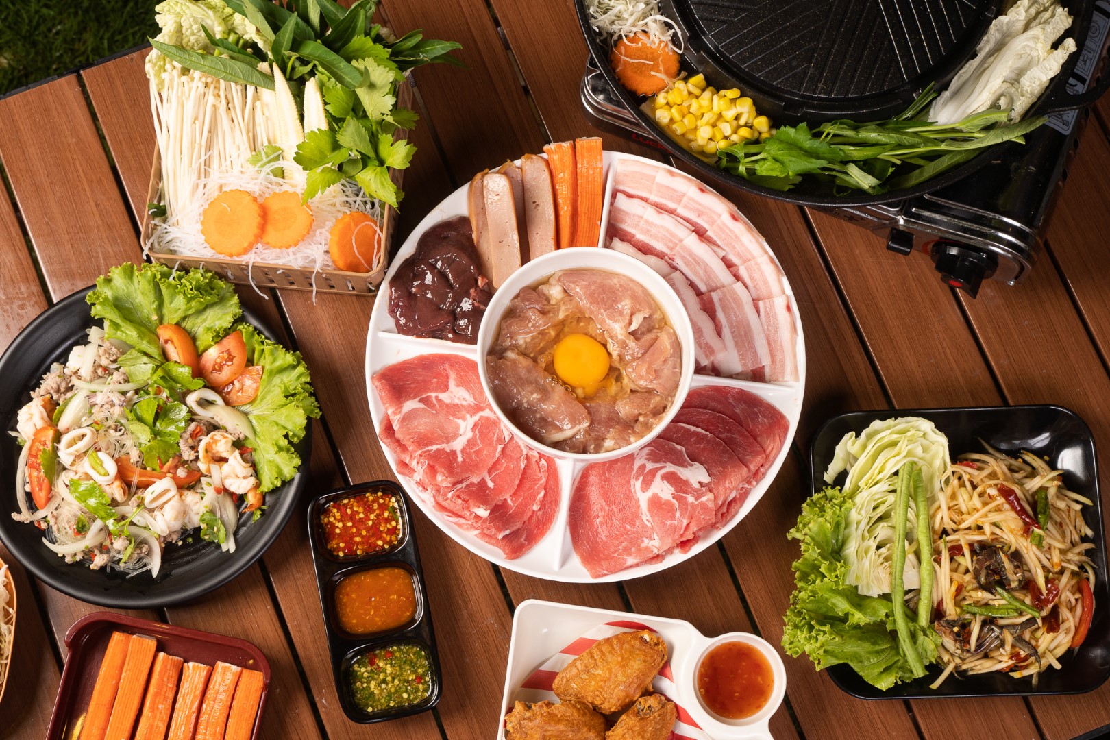 หมูกระทะ มหานคร แคมป์ปิ้ง ศรีนครินทร์ Sharing Set for 2 People