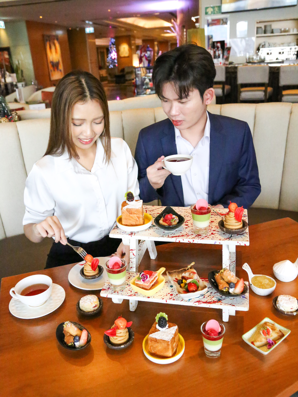 Zest Bar & Terrace @ The Westin Grande Sukhumvit Berrylicious High Tea For 2 People  (Free Flow Coffee & Tea 120 Minutes)