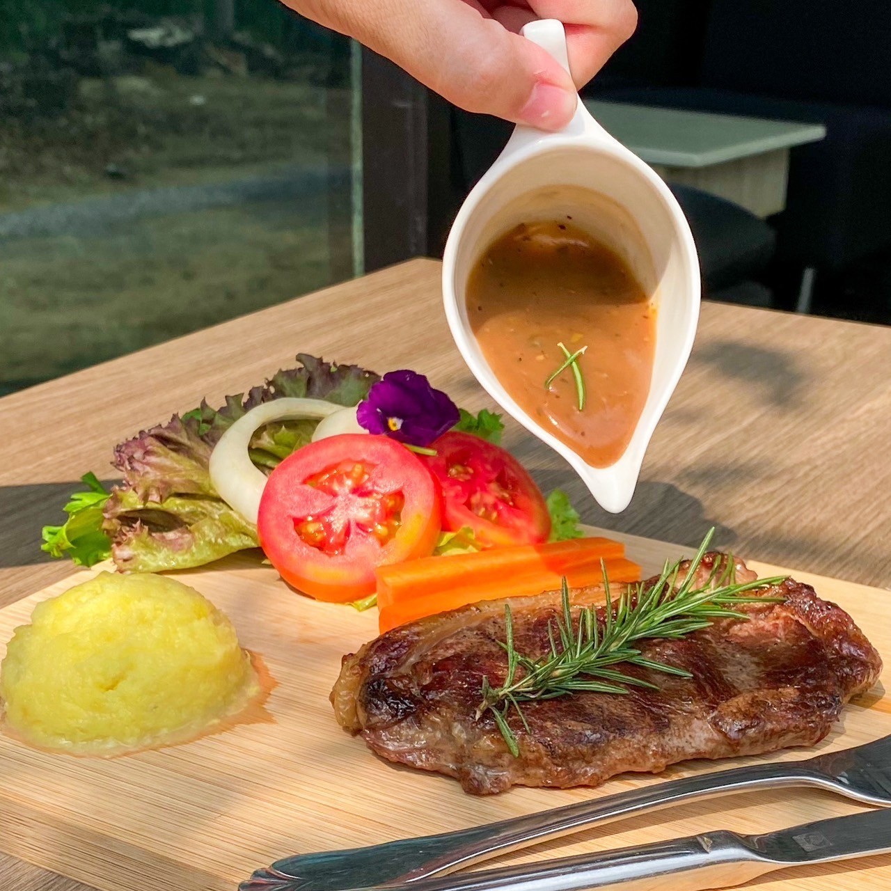 Jindarin Cafe (Nakhon Ratchasima) Sharing Set for 3 People