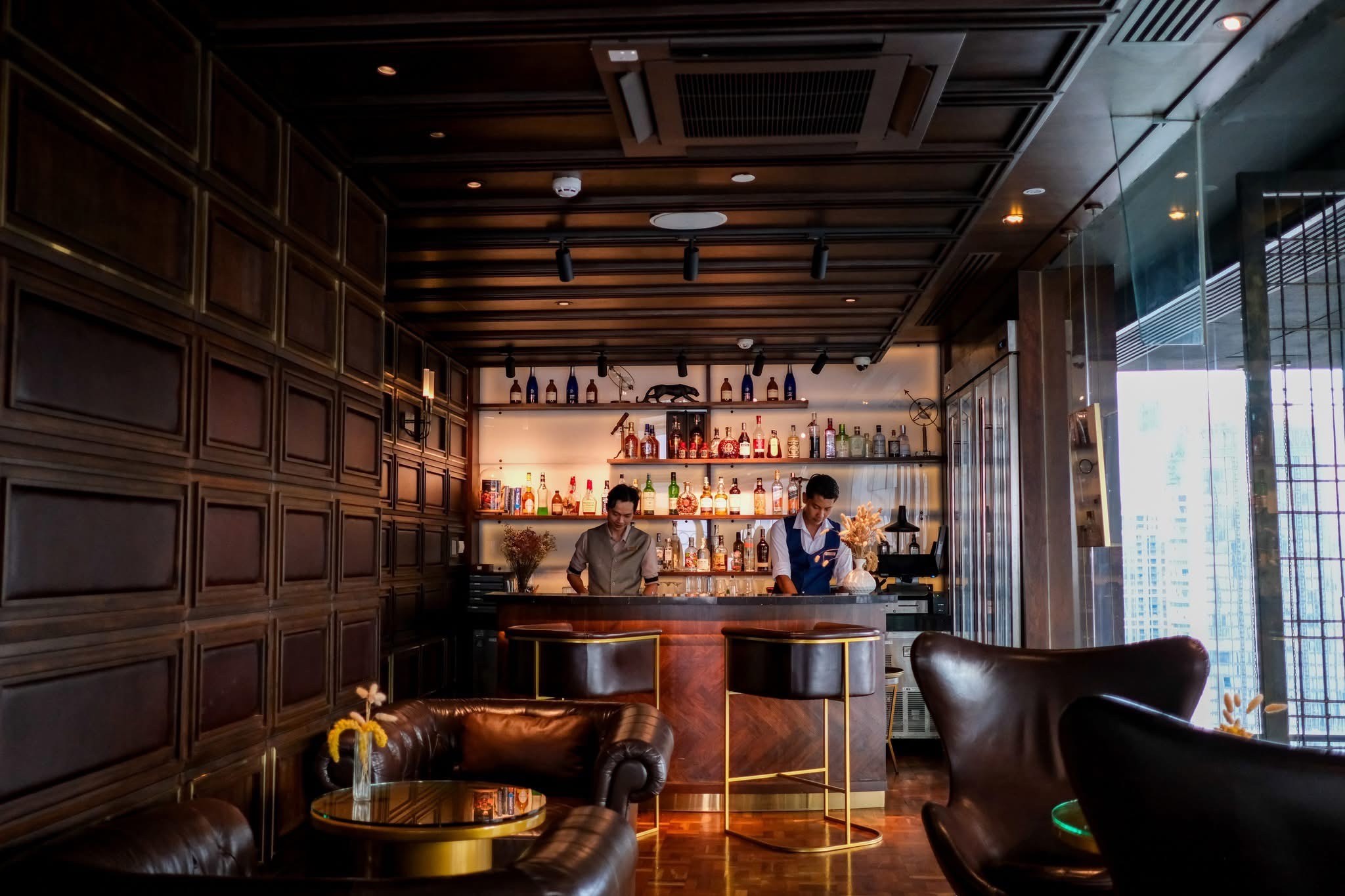 Nimitr Rooftop by 137 Pillars Jack Bain's Bar: 3 Dishes with Free-Flow Mocktails & Cocktails (90 Mins.)
