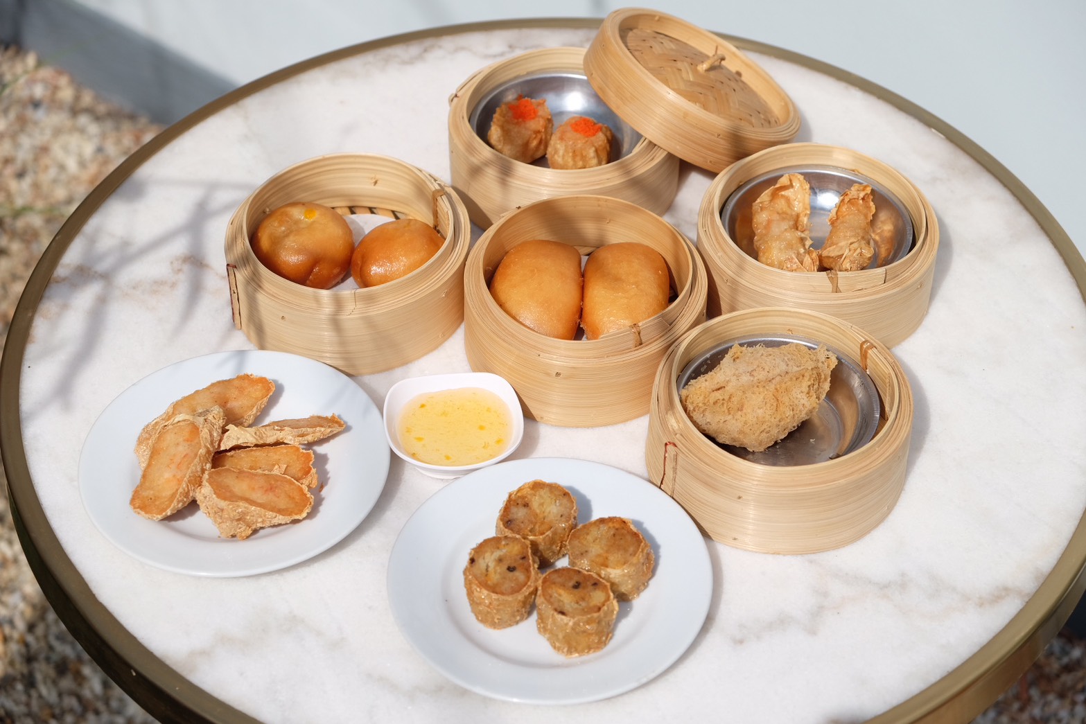 Jiateajiabueng (Chai Nat) Sharing Set for 3 People