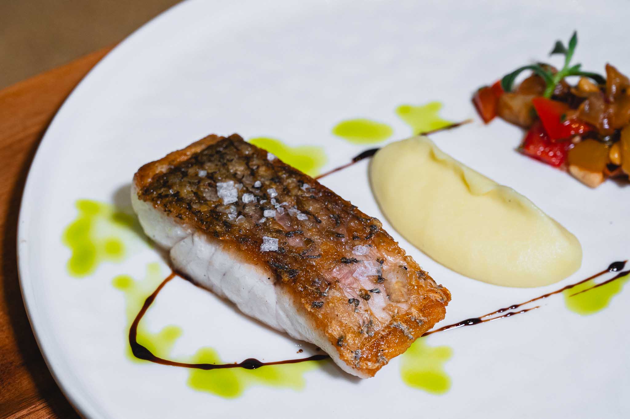 Rossini's at Sheraton Grande Sukhumvit A Luxury Collection Hotel 2-Course Set Lunch: Choose 1 Main & 1 Dessert with a Glass of Water