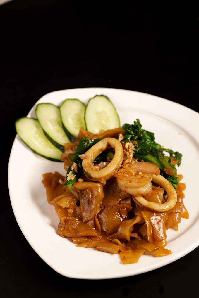 Moon Thai Kitchen  Lunch Set for 2 people