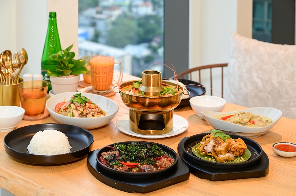 The Kites Eatery at INNSiDE by Meliá Bangkok Sukhumvit The Kites Eatery Dinner set for 2 people