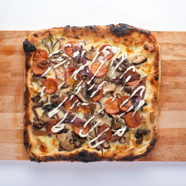 Fernando's Pizza At Trio Sharing Set for 4 People 