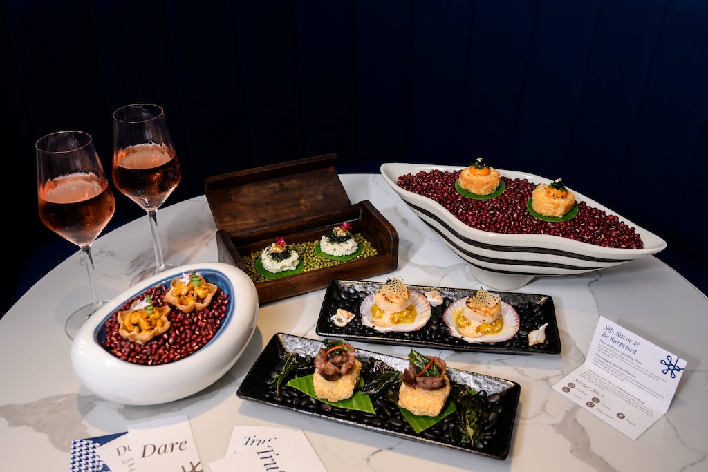 Ekkaluck @ Madi Paidi Bangkok Secret Date & Secret Deal with 4 Glasses of Sparkling Wine