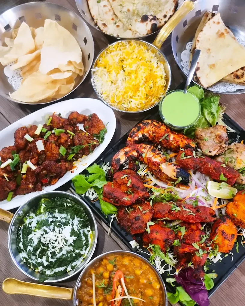 Kinara Boat Quay Shring Set for 3 People