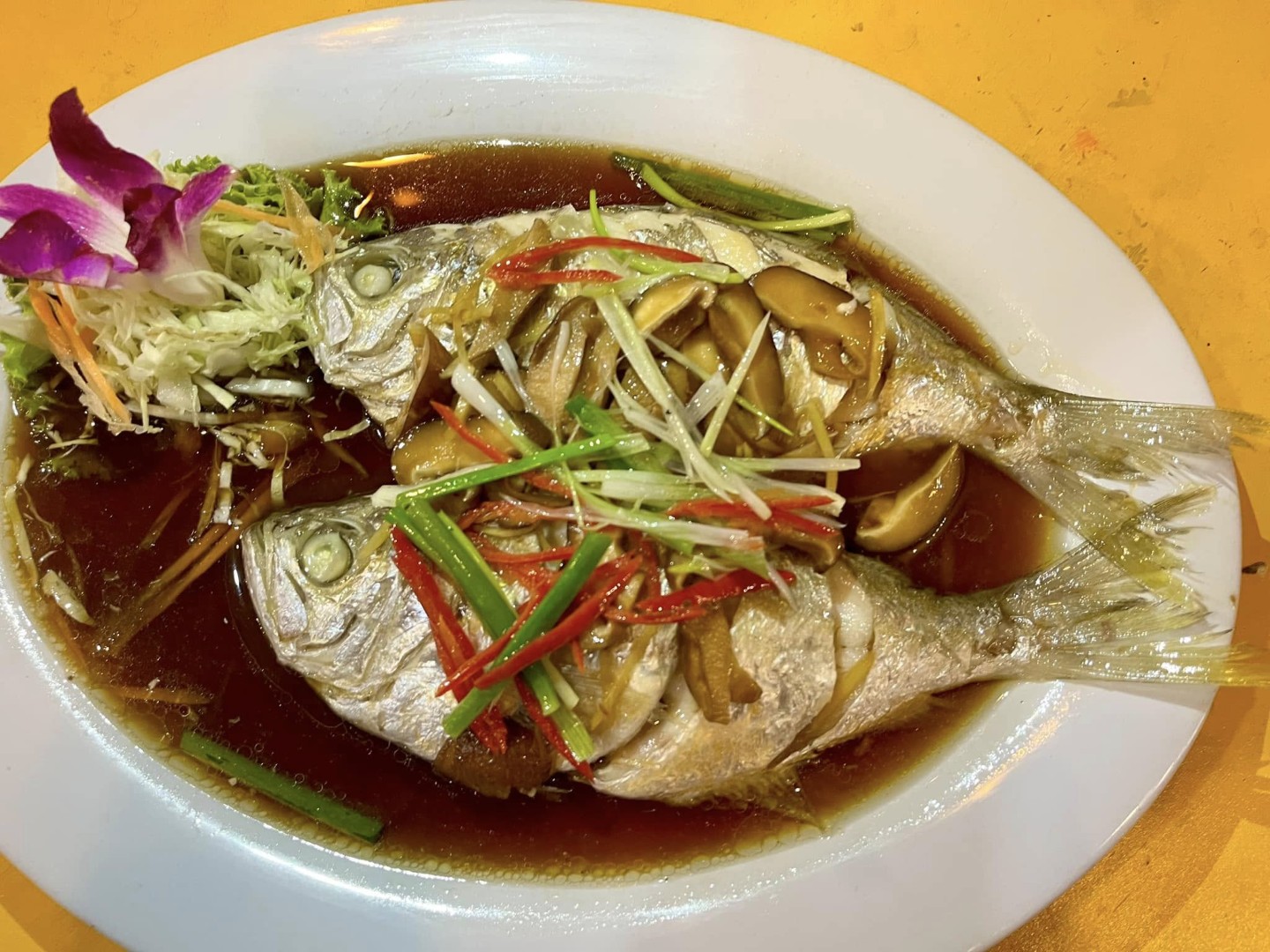 Lay Non Beach Seafood & Bistro Premium Set for 4 People