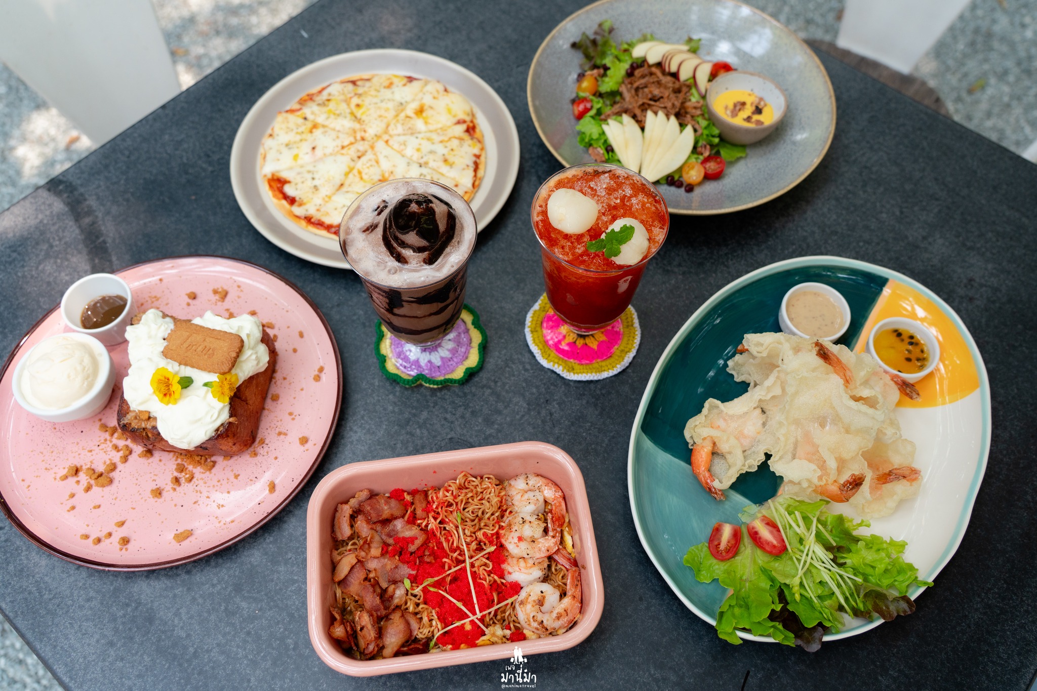 Leela Cheva Restaurant (Pattaya) Lunch Set for 3 People
