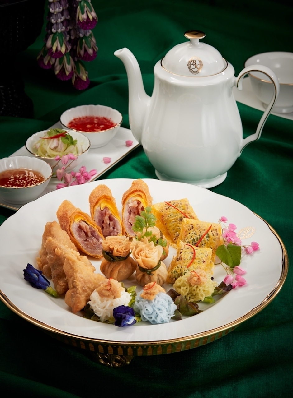 Baan Khanitha Thai Cuisine Sukhumvit 23 Sharing Set for 4 People