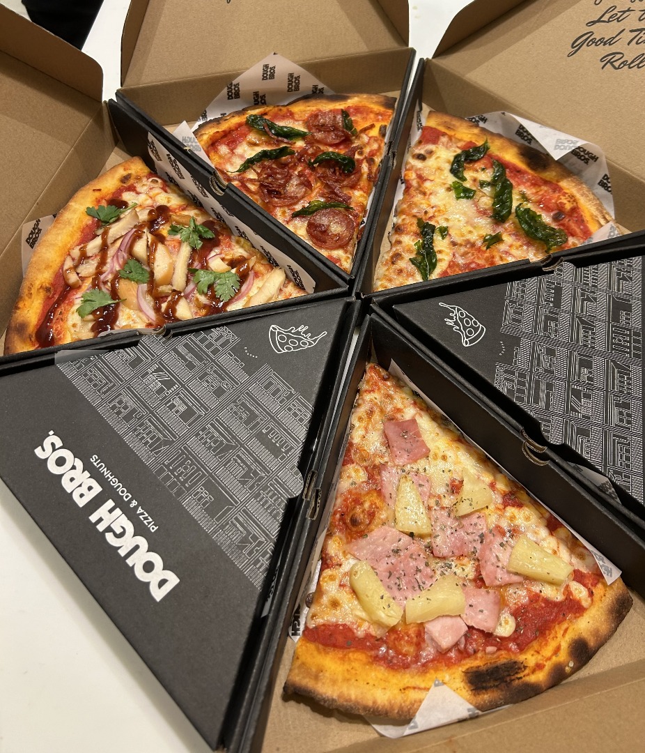 Dough Bros Interchange 21 Sharing Set for 4 People