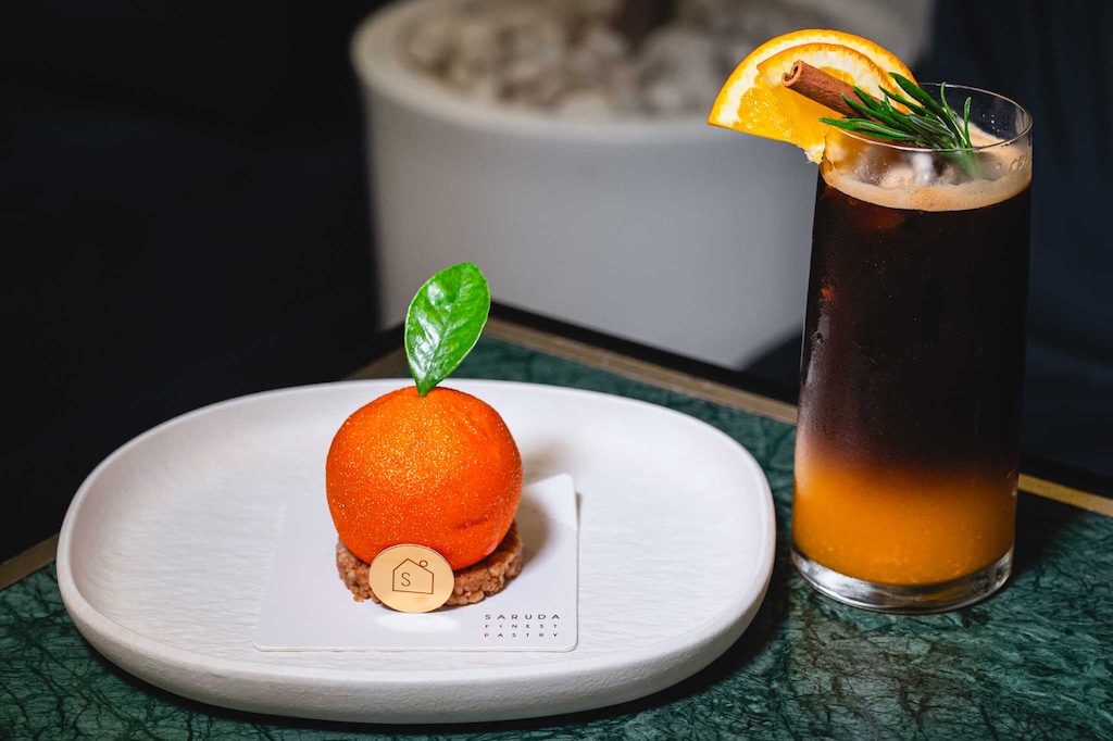Saruda Finest Pastry Bangkok Individual Set B with Free Flow Alcohol (90 Mins)