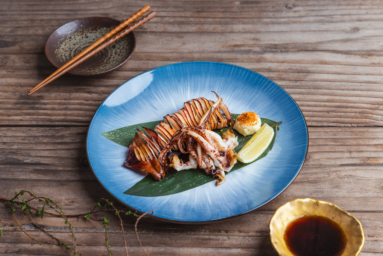 Jiro Restaurant Sharing Set for 3 People 