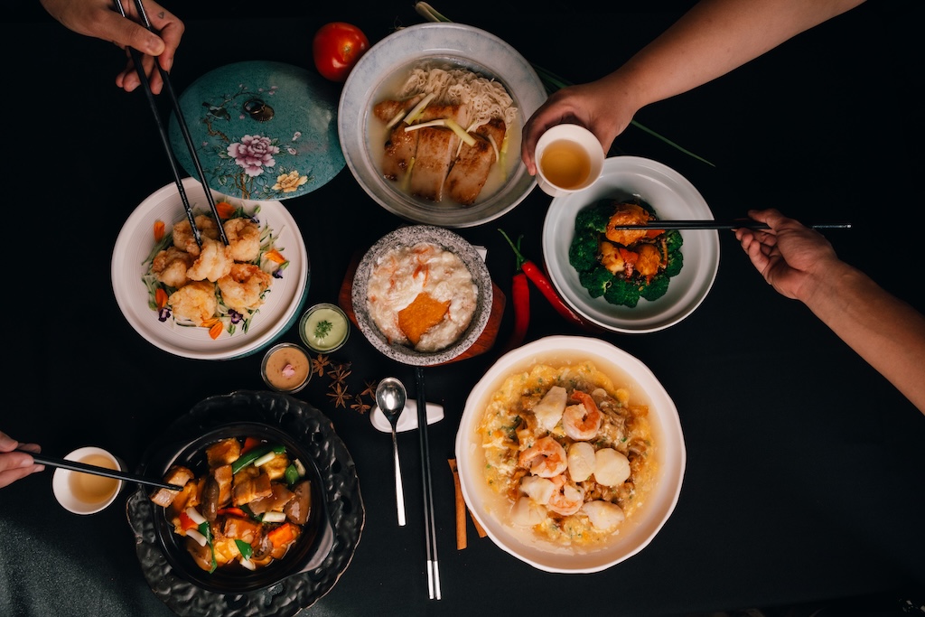 Mimi Restaurant 1-For-1 SET