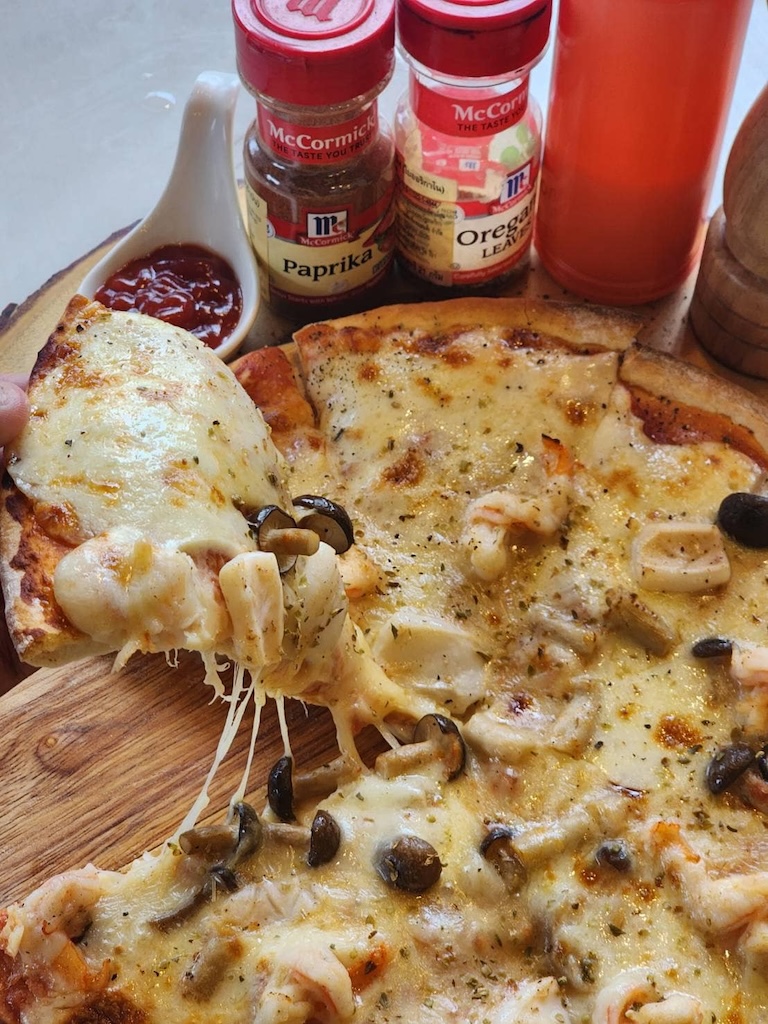 Enjoy Eating Cafe Sharing Set for 3 People