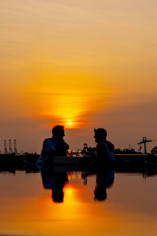 1-Altitude Coast Sharing Set for 2 People with Non-Alcoholic Beverages